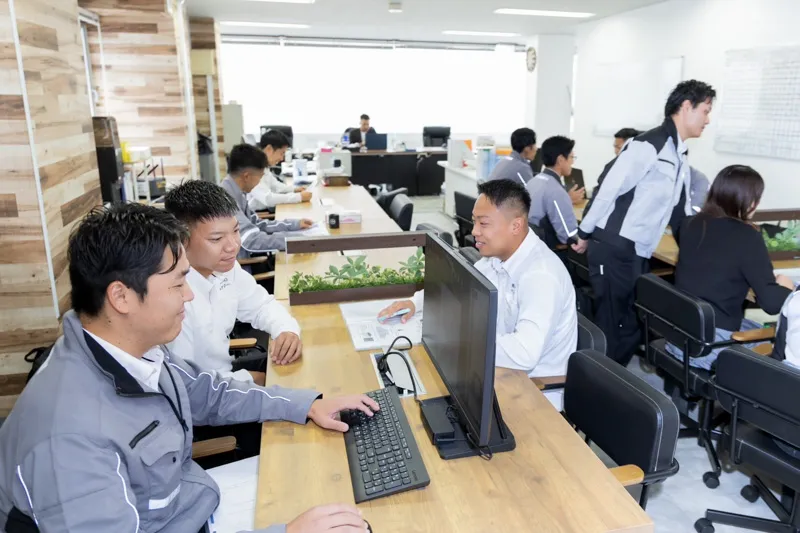 ONE ENERGY株式会社 現場スタッフ フォト35