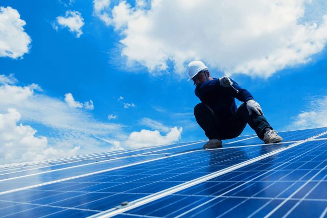 太陽光発電システムと家庭用蓄電池を有効活用して光熱費高騰に備えましょう